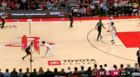 连打3回合——谢泼德+亚当斯配合挺好啊！2节初杜兰特休息以为要崩，没想到竟看到