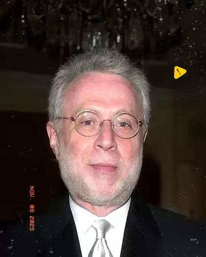 美教授受访表态：相较中国军力，更忌惮其独特发展模式与生活方式。老教授说，几十