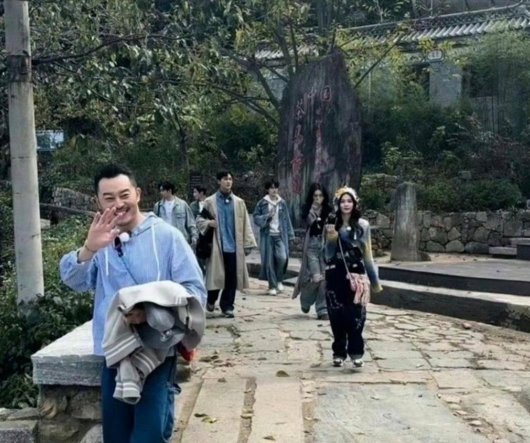 孟子义多高啊我的妈，这身材，路拍都这么顶啊