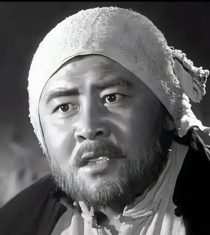 原来他已去世43年。谁也没想到，当年老电影《地道战》里的“高老忠”扮演者竟然是一