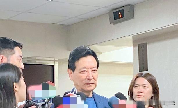 赵少康扯自家人后退，支持者难释怀！“历史哥”李易修痛斥其是为了“拖蒋倒郑”！就在