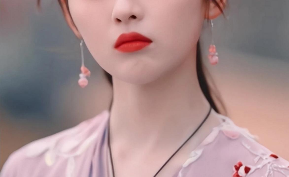 退圈后，相似后辈逆袭爆红！