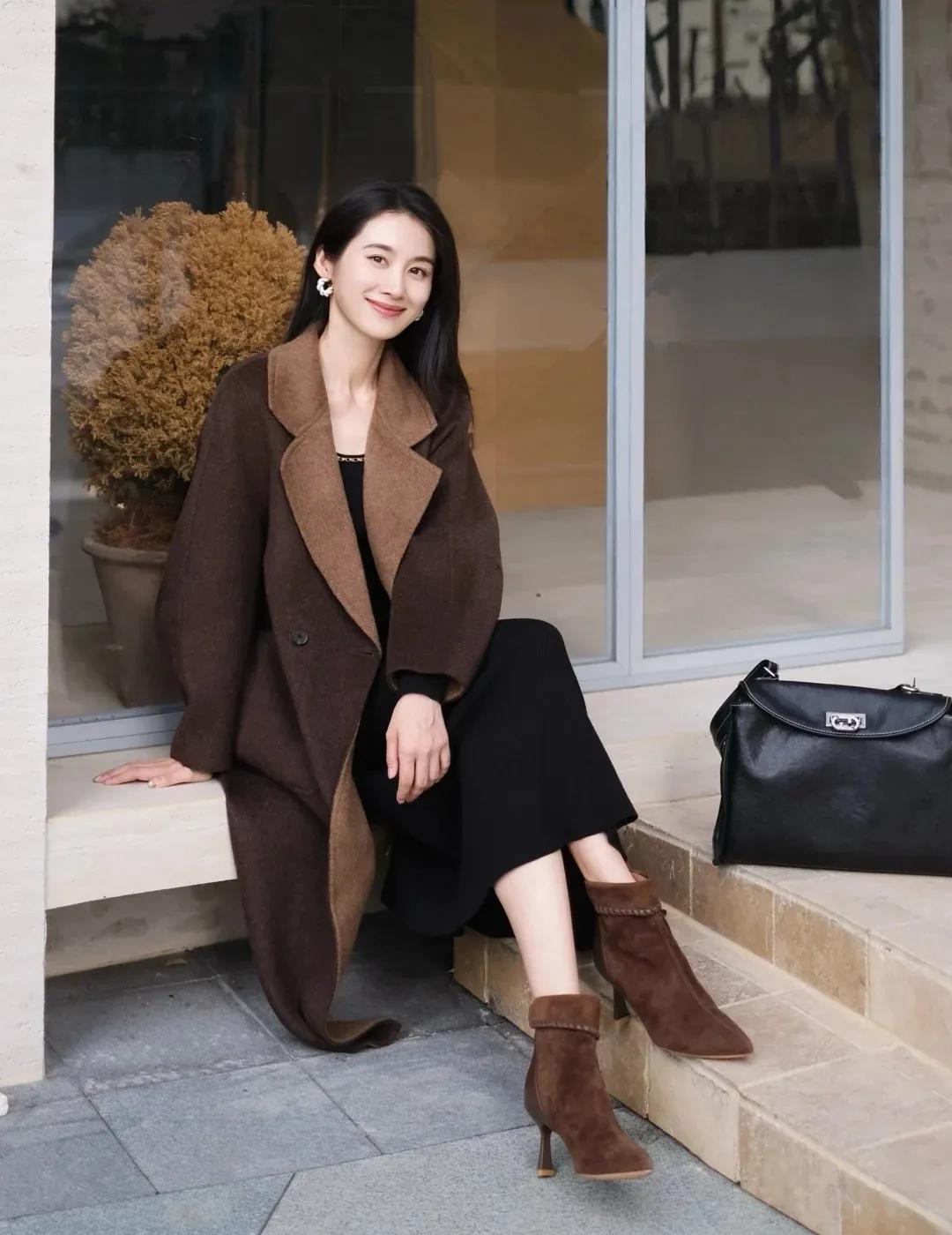 【上津古镇】鄂西北郧西县北，与陕西省漫川镇接壤，素有“朝秦暮楚”之称。​