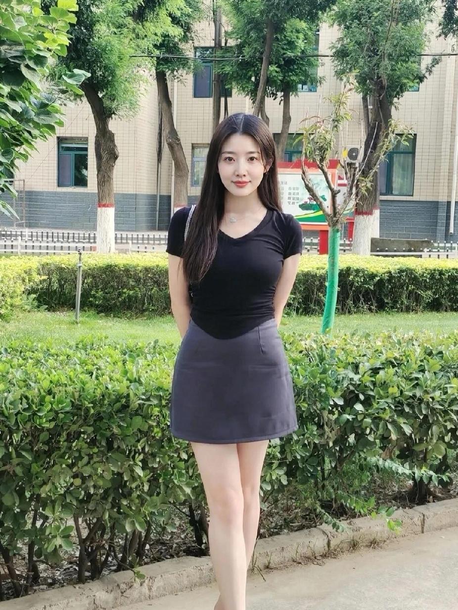 40岁这样的穿搭，还有少女感吗？