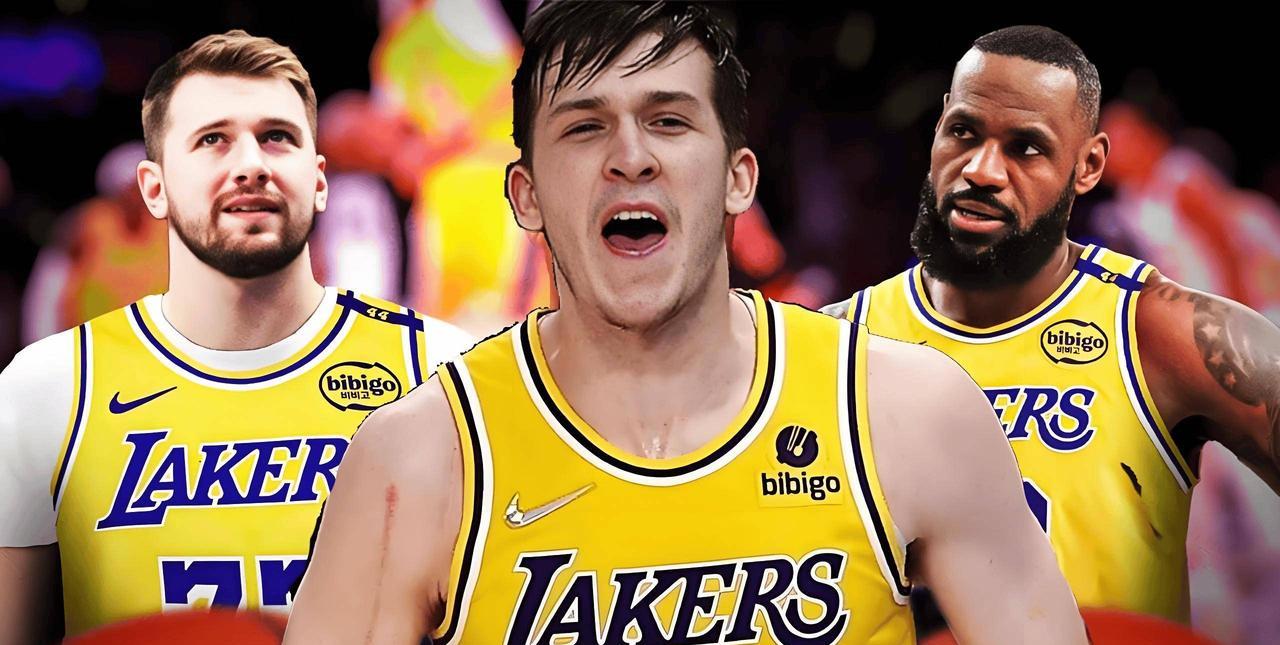 感觉现在湖人的轮换还是有点问题1.首节几乎可以让东七七打满，7分钟左右詹姆斯小