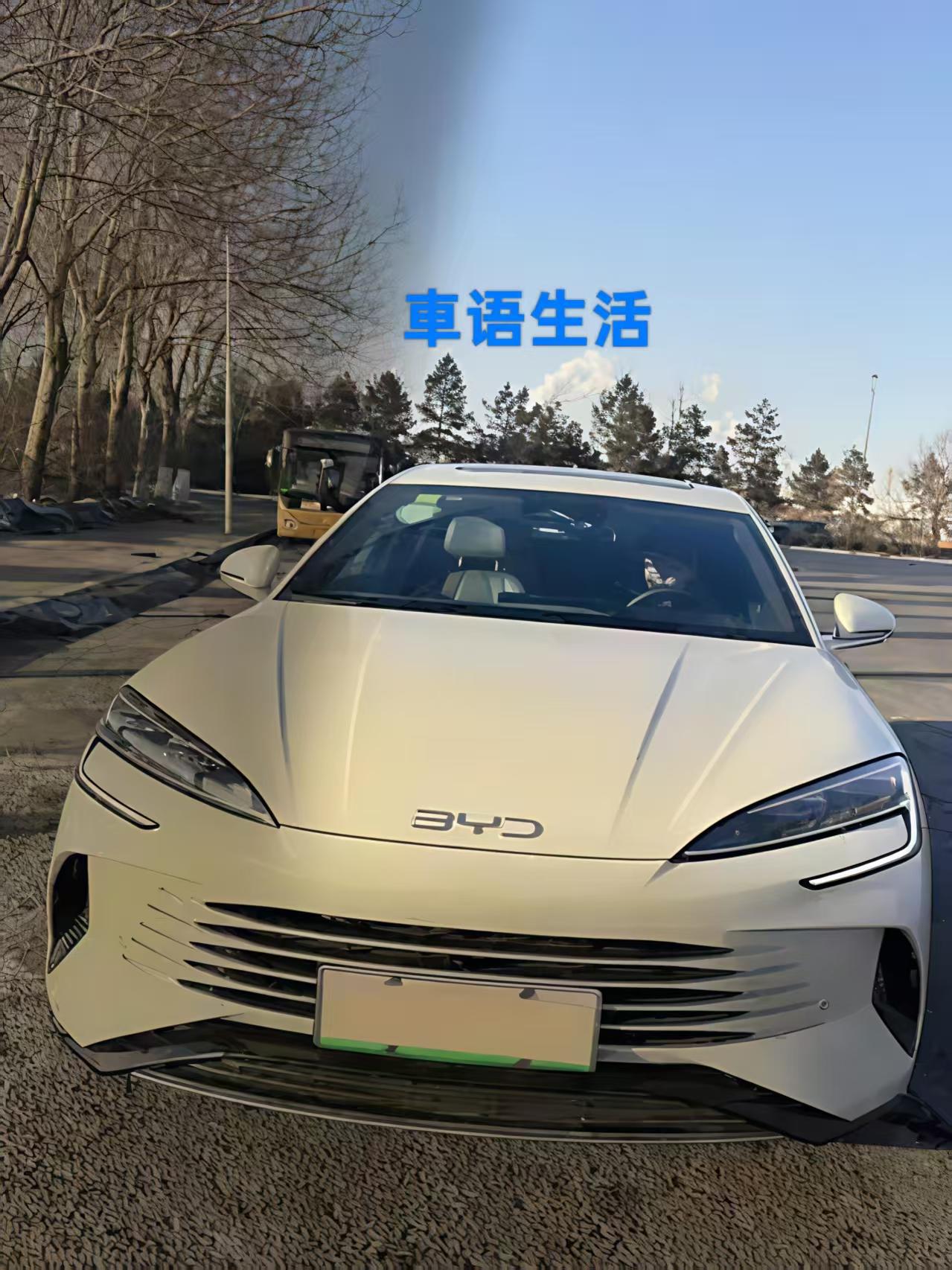 探店海豹07DM-i：混动家轿价格松动，最高降幅2.8万元。近期比亚迪海豹0