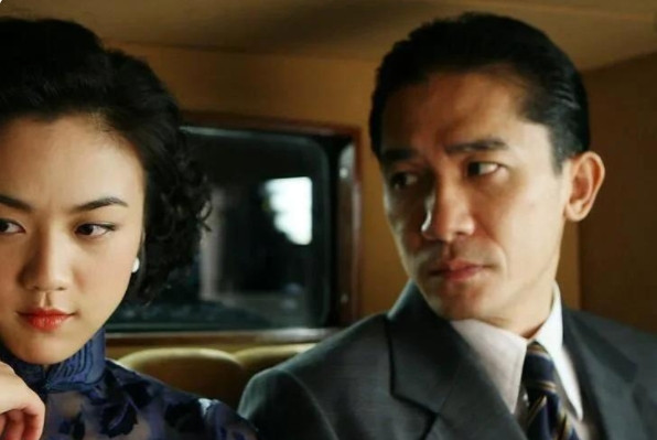 2006年，28岁的汤唯对男朋友田雨说道：“有个机会，有人邀请我去演一部电影的女
