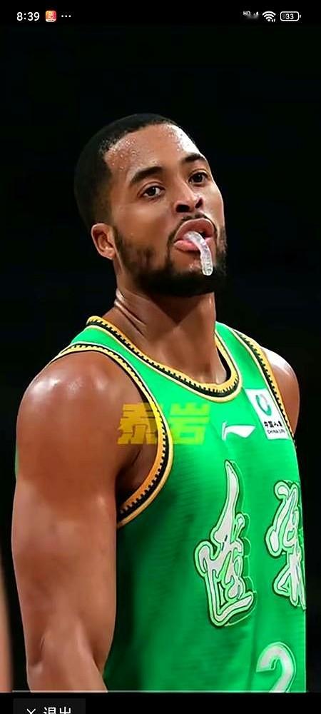 山东男篮的问题，季后赛对手可能都没他们自己清楚。主教练邱彪赛后总说...