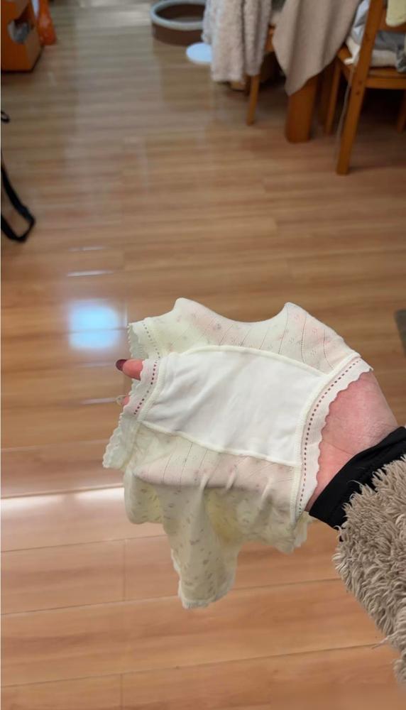 新买的内裤真是笑死我了，穿完之后洗了才发现有什么不对，仔细一看，裆部那块竟然印着