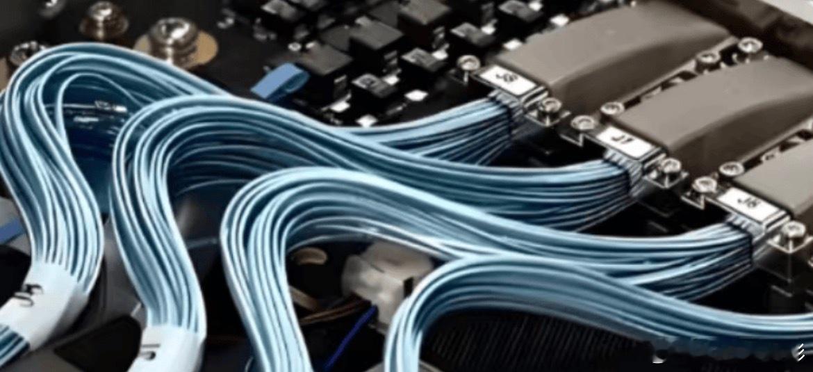 铜缆高速互联：线缆连接器供应格局梳理一.高速连接器分类高速连接器是用于传输高速