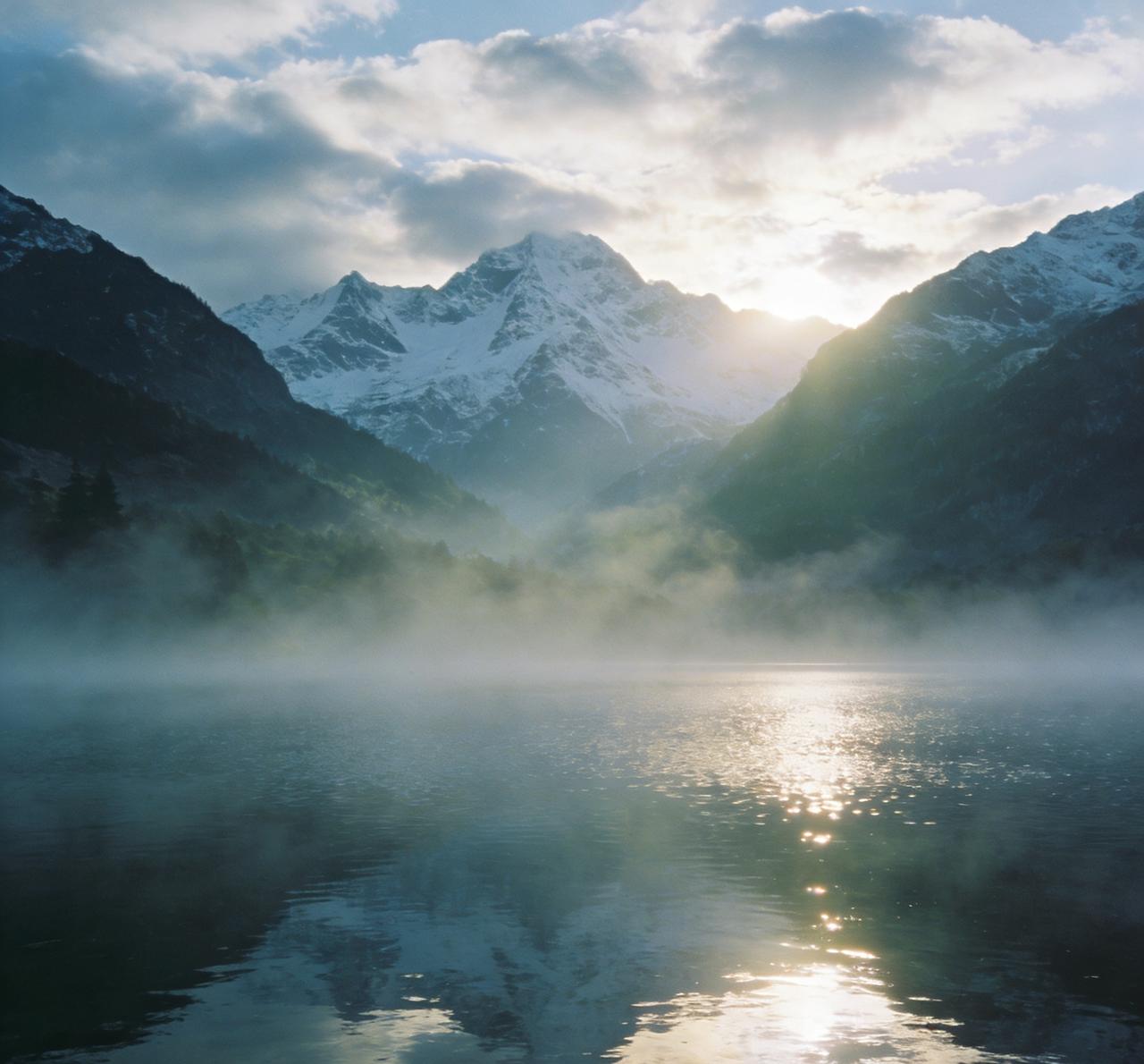 一文看懂052D家族052D系列是我国海军建造数量最多、列装最广泛、迭代最