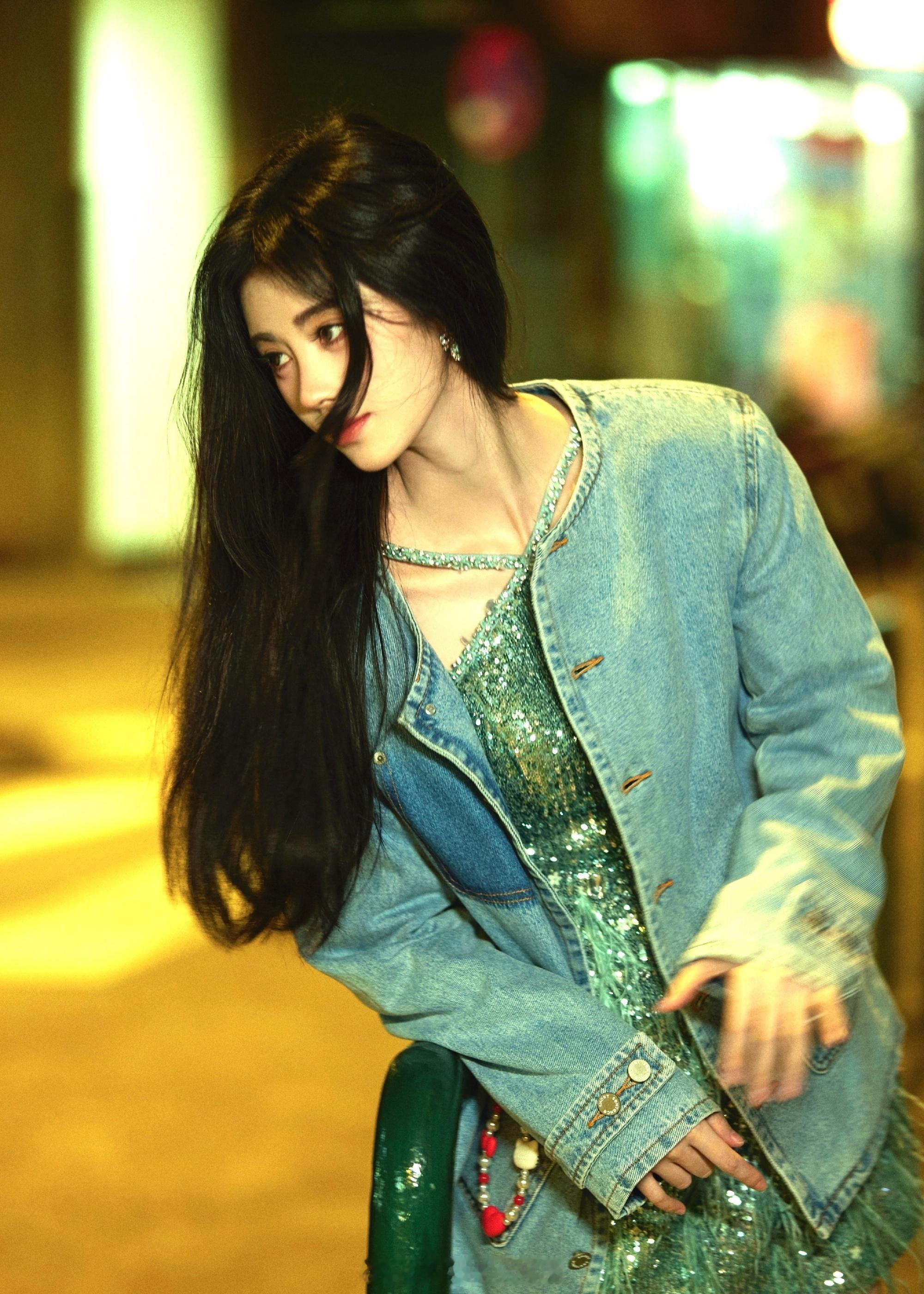 鞠婧祎星光片片唯美璀璨