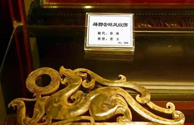 1991年，中国小伙赵泰来加入英国国籍。没人知道，这个拿着英国护照的华人，正