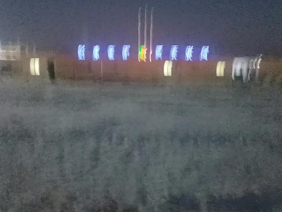 冬日生活打卡季分享我在新疆打工的日常，真的太欢乐了。有次上班坐公交，一个大叔揣