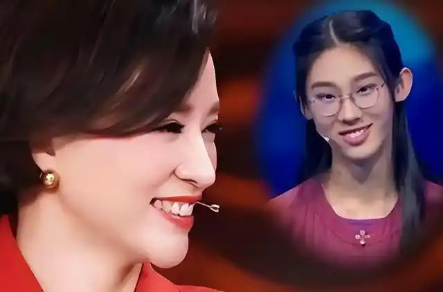 曾经一夜爆红的诗词才女武亦姝，好像已经消失在大众视野里很久了。当年16岁的她站上
