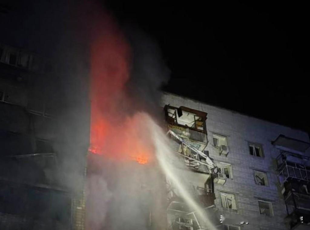 【乌“火点”防务公司首席设计师身亡】11月30日晚，基辅附近的维什戈罗