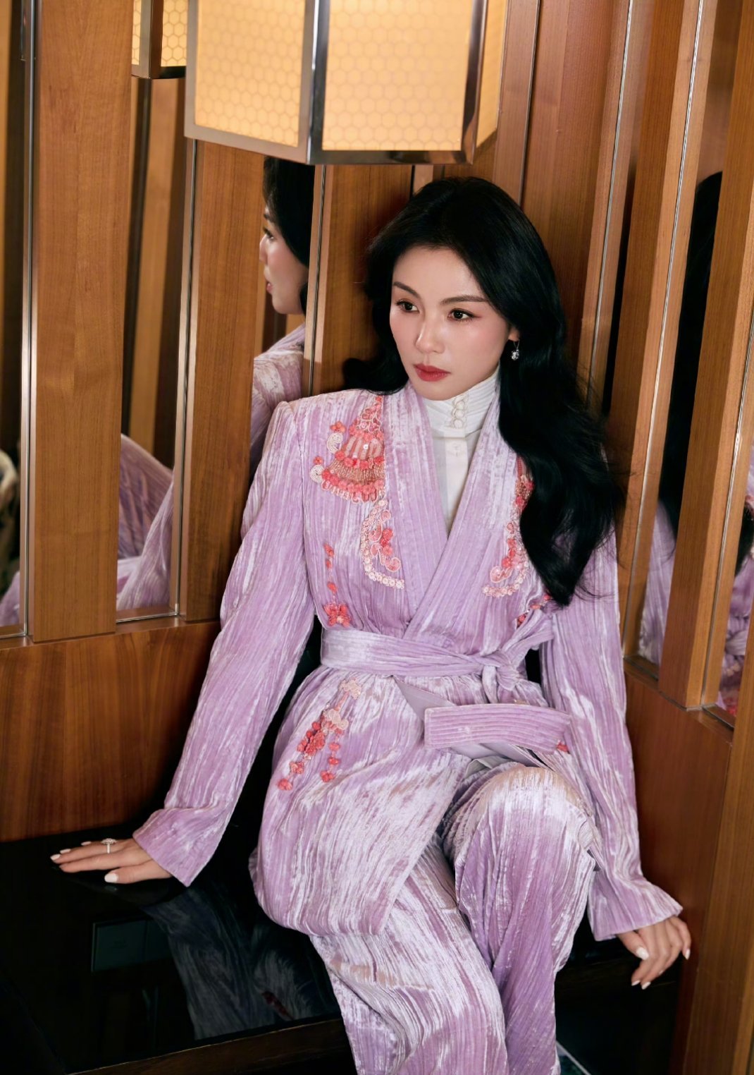 这个美丽冻桃美美嘟！！漂亮的涛姐唱歌太好听啦！玩得开心刘涛