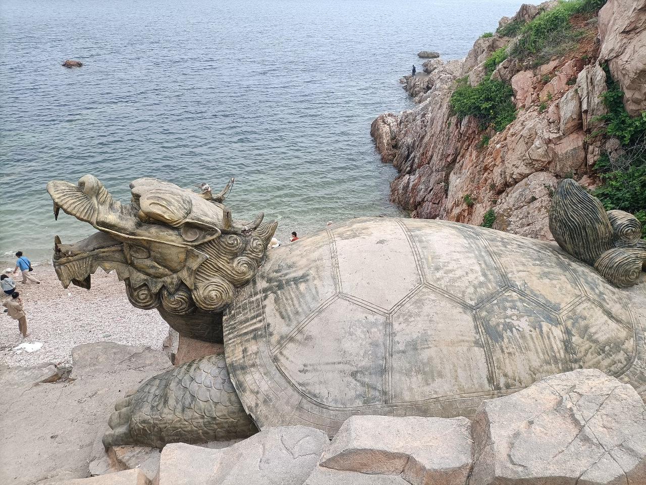 以德报怨的秦穆公秦穆公是晋惠公的姐夫，当年晋国大乱，晋惠公请求他派兵护送，