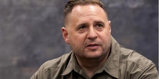 实际上现在发达的岛国都在走向终结，日本如此，英国也如此。英国之所以显得比日本慢，