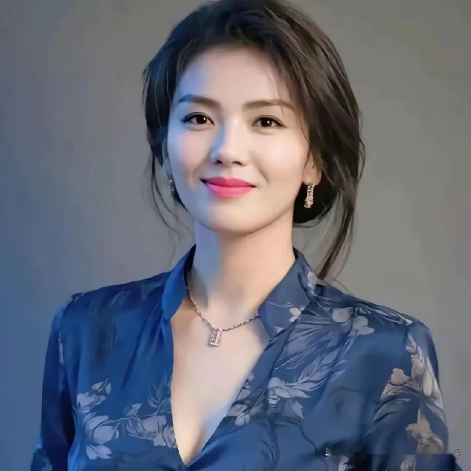 友友们你们喜欢演员刘涛吗我不喜欢演员刘涛有两个原因:①刘涛没有演技，还总演大女主