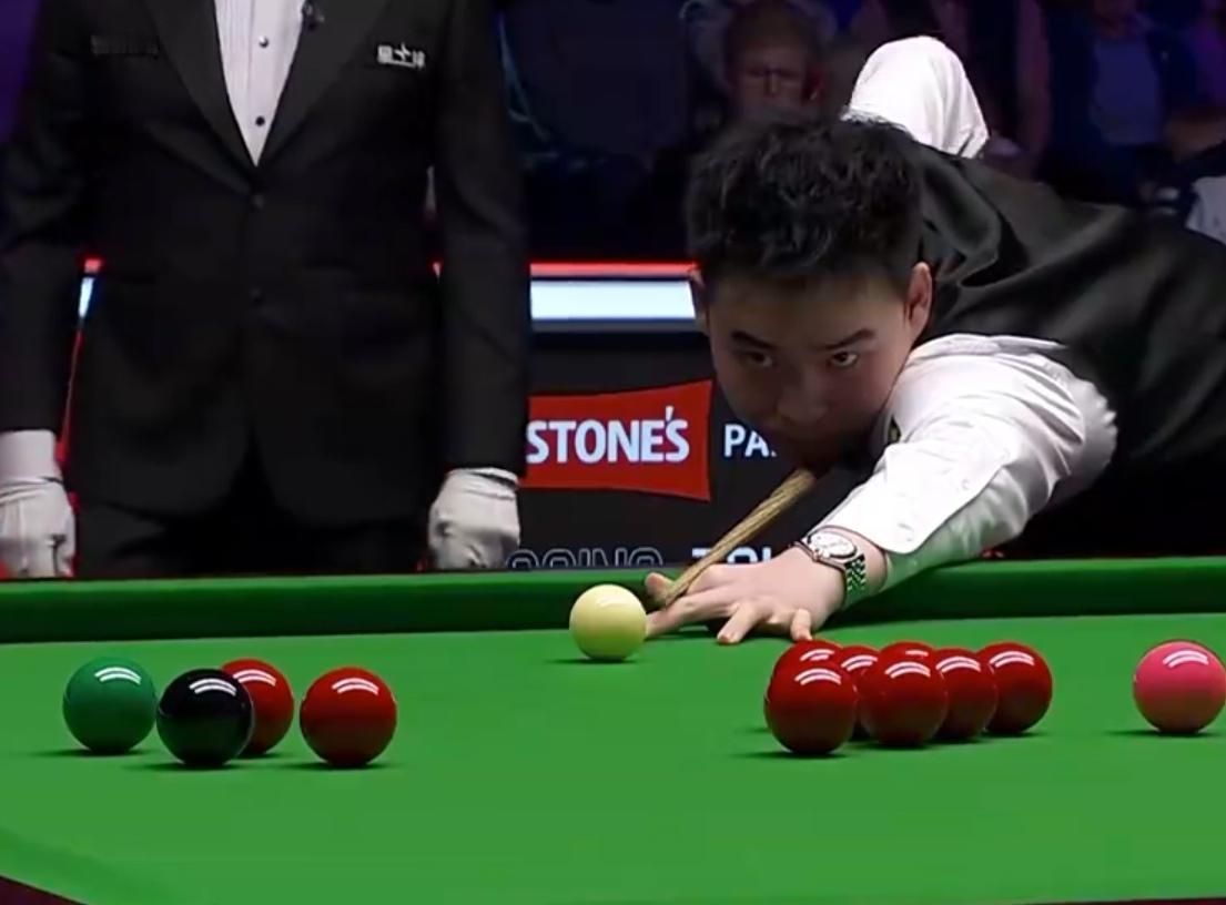 又双叒叕又是6：2斯诺克大师赛就是沿着这一比分继续下去。刚结束的第五场大师赛