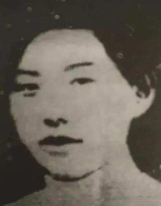 🌞1942年，女战士赵毓政被鬼子抓住，审讯时，她对着日军军官山崎就是一耳光