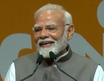 印度为啥记恨中国？说白了就是眼红。1981年两国国内生产总值差不多，印度1930