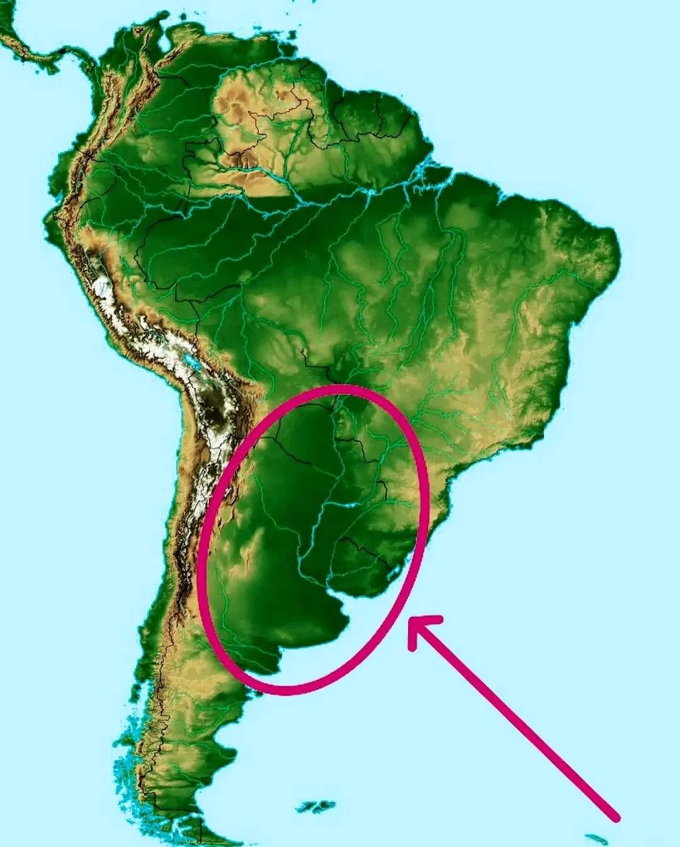 全世界最完美的一块土地就是这了吧？南美拉普拉塔平原，面积150万平方公里，相当于