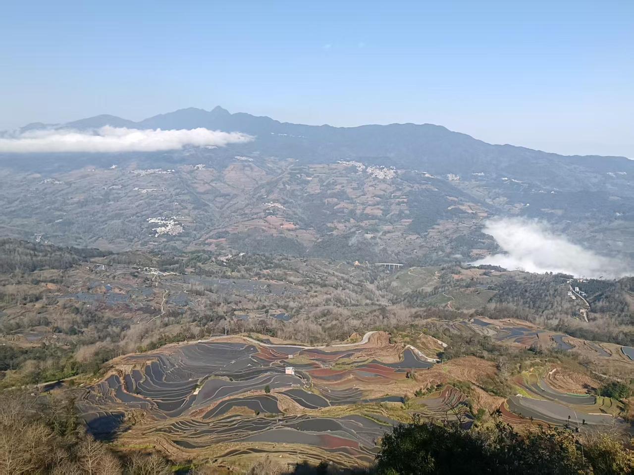 中国人离登月又近了一步我们预计是2030年实现登月，后面开始建立月球基地。