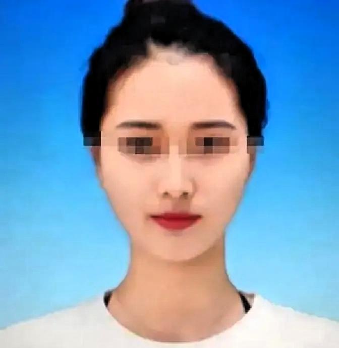 河北沽源县一起因订婚彩礼引发的纠纷，近期引发广泛关注。27岁的医生郑某与1