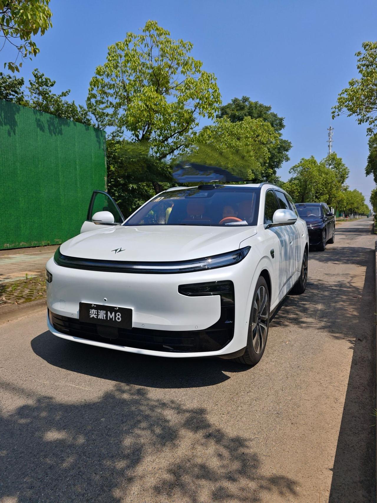 华为乾崑全家桶上车！这台大六座SUV要火了？东风奕派全新中大型SUV——奕派M