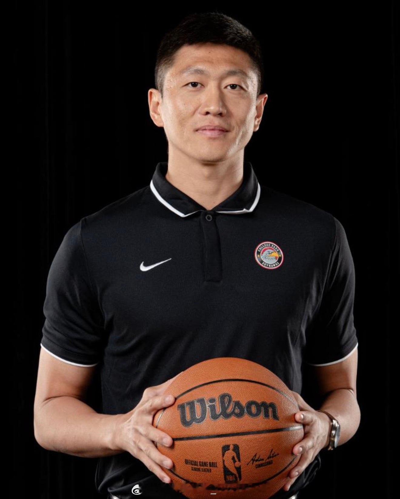 吉林男篮也完成换帅，钟诚将不再担任吉林男篮主教练，中国男篮教练组成员李昂将出任吉