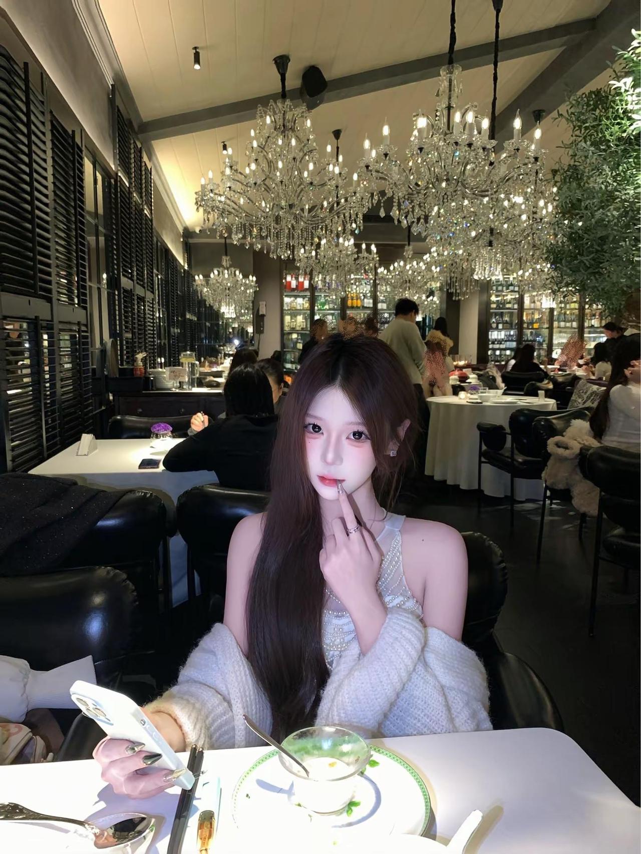 我好像做了一个很长的梦回到了第一次见你的时候