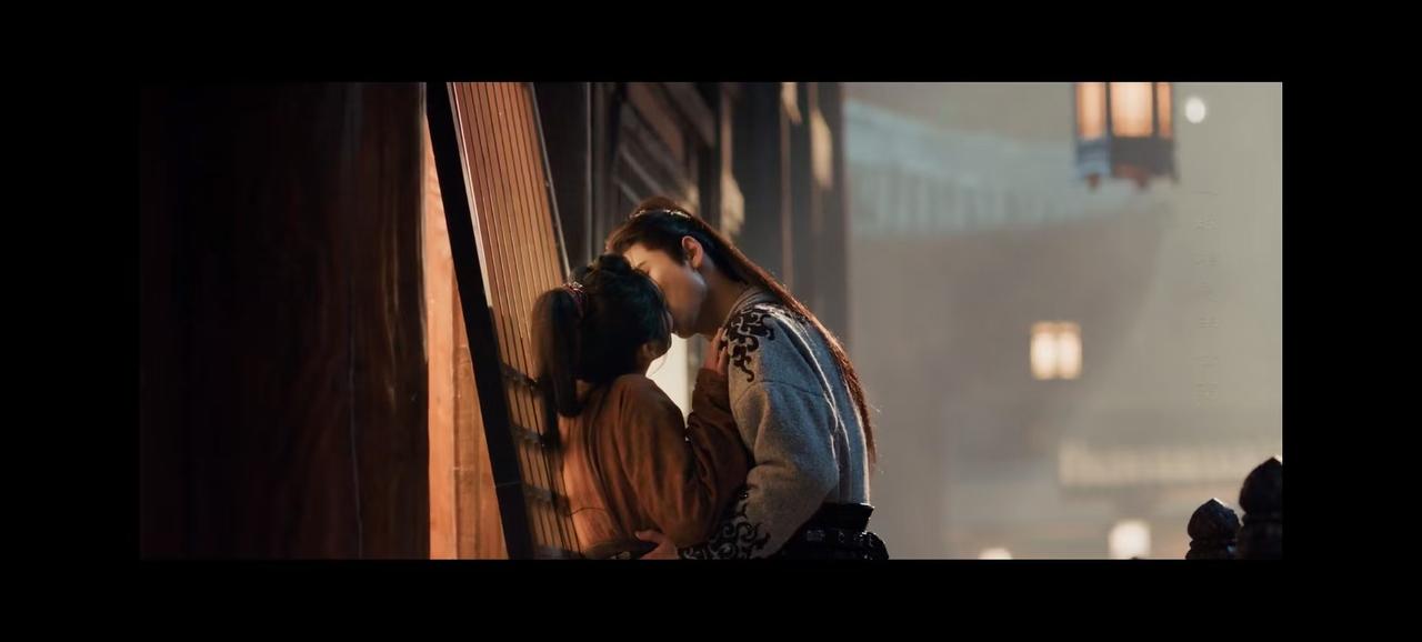 《逐玉》大结局，谢征、樊长玉圆房了，画面是美的，但方式不够圆满。谢征喝了魏严为了