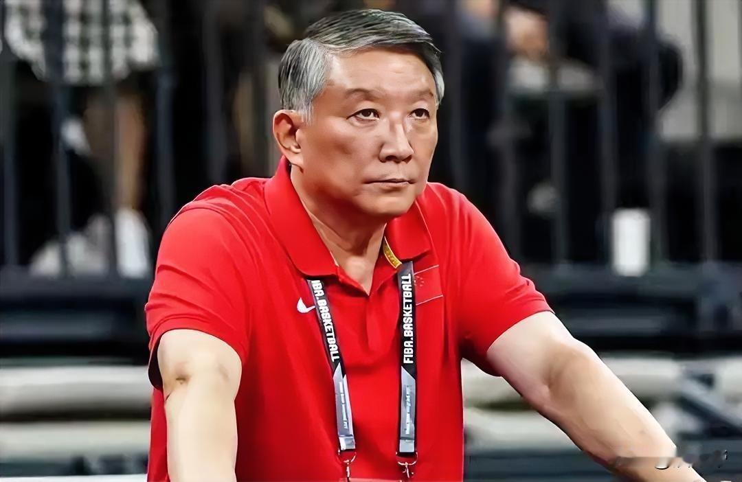 宫鲁鸣的三次试错，导致中国女篮新老交替青黄不接，女篮世界杯将是他最后一次试错的机