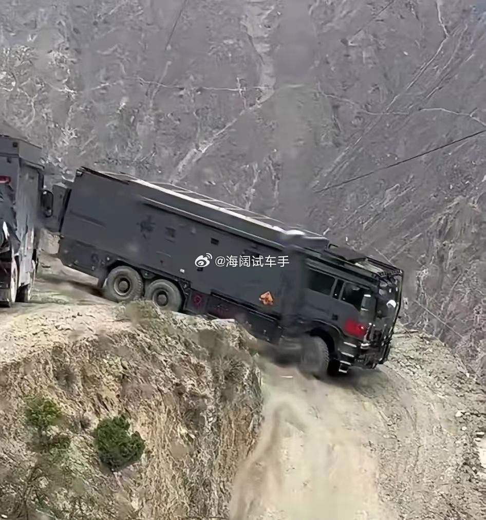独库公路上倒是没见到这么大的车~