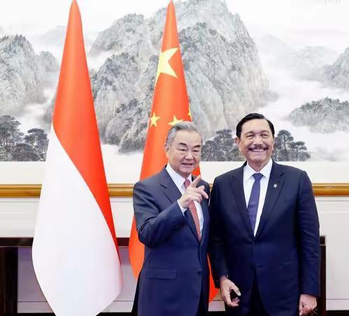 超劲爆消息来了！全球各国都排着队想和中国“组CP”搞合作，前脚欧洲多国刚谈完合作