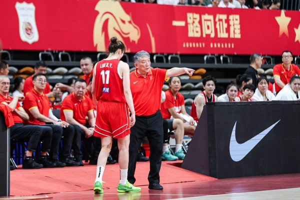 进步很明显! 中国女篮本场仅10次失误 上一场多达25次
