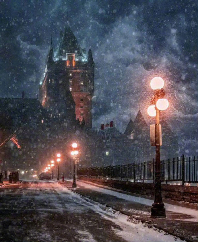 【这里是加拿大】魁北克，刚看过你那满地红叶，又将迎来覆盖着白雪的圣诞夜。