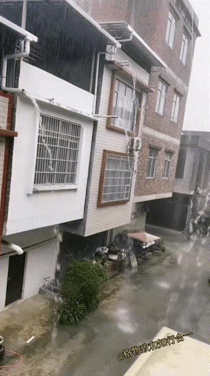 一条街，全是没道德的！