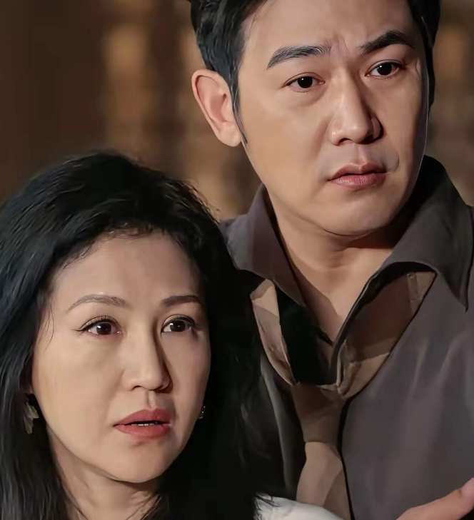 陆毅鲍蕾两夫妻生活条件优于99%普通百姓，为什么肉眼可见憔悴衰老，两人从来没有