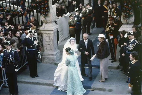 老照片1981年情人节，卢森堡大公储亨利和未婚妻玛丽亚·特蕾莎·梅斯特雷·巴蒂