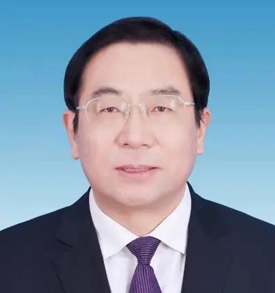仕途40年一朝崩塌！南阳原副厅级干部余广东被双开，细节触目惊心5月13日，河南