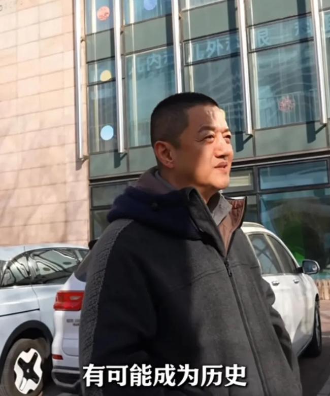 一条31分钟的采访视频，让李亚鹏的公众口碑彻底反转。1月14日晚，他在社交平台发