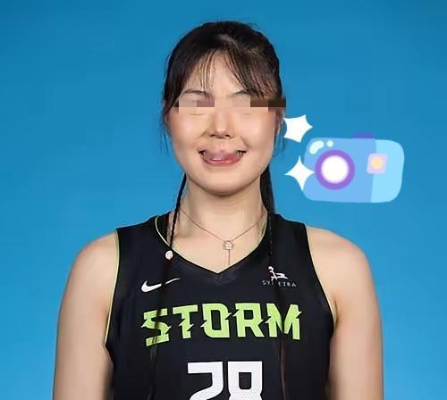 李月汝官宣完成了在欧洲女篮收购组建，投入3800万，收购了塞尔维亚贝尔格莱德的F