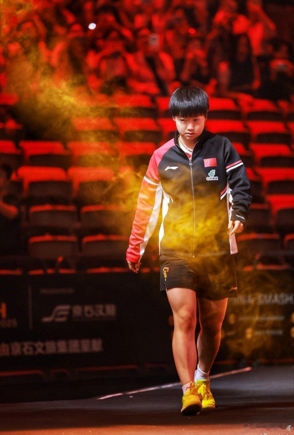 孙颖莎说赢从来都不轻松今天刷到孙颖莎说“赢从来都不轻松”的视频,特别有感触。那些