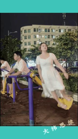 摇了半小时了，怎么没人注意我？