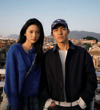 还想说沈月咋变高了？原来是这样