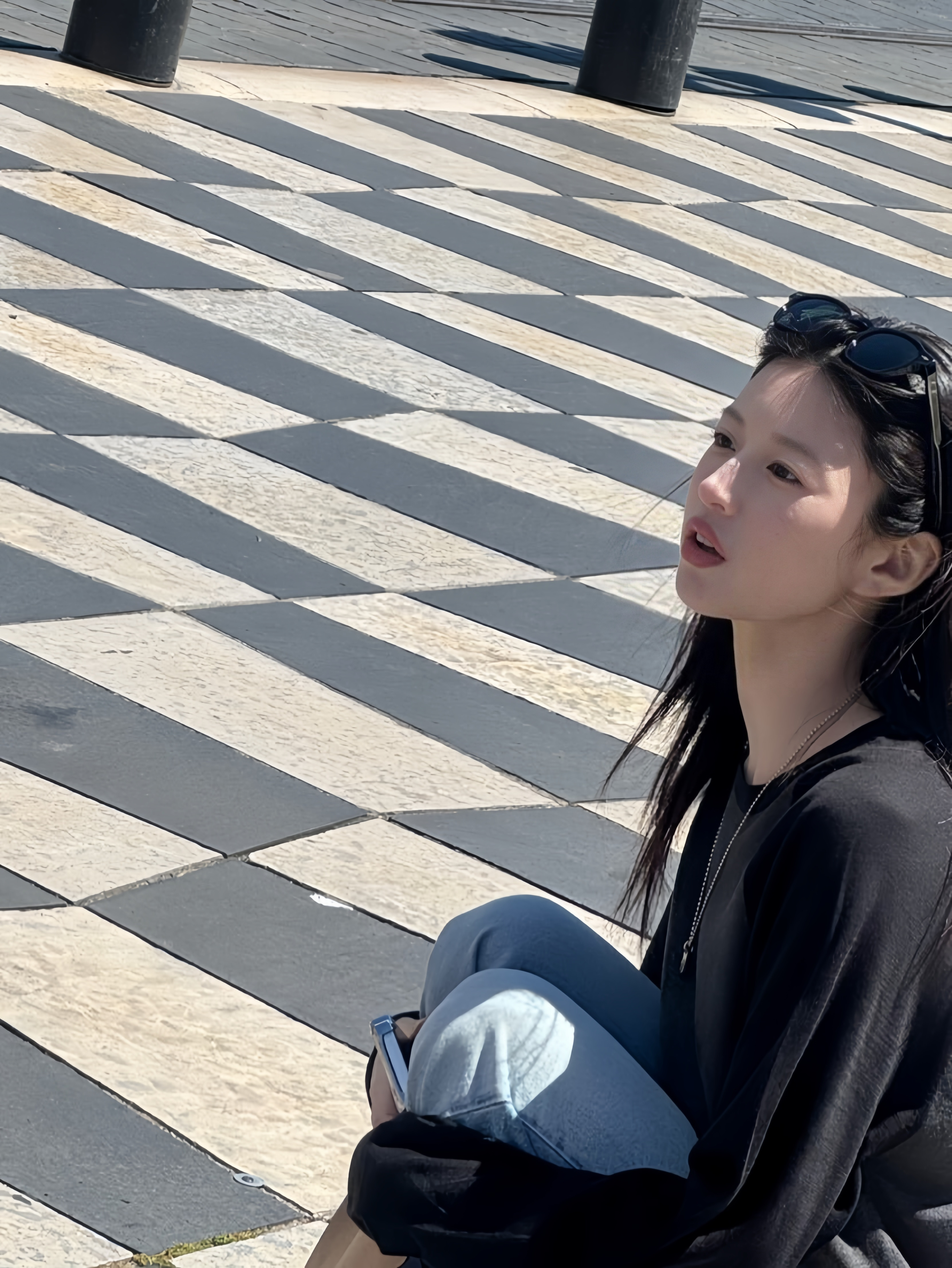 高允真ins更新旅游照日常更是美得毫不费力啊🍀