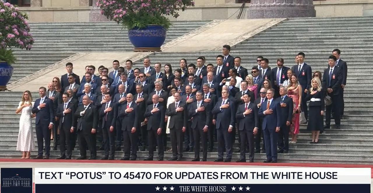 为啥美国精英到中国后，变得正经了？这种反差不是个别现象，而是近年来美国政商精